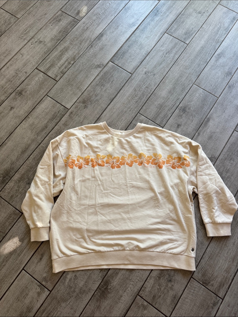 vintage looking roxy crew neck with Orange Floral Stripe